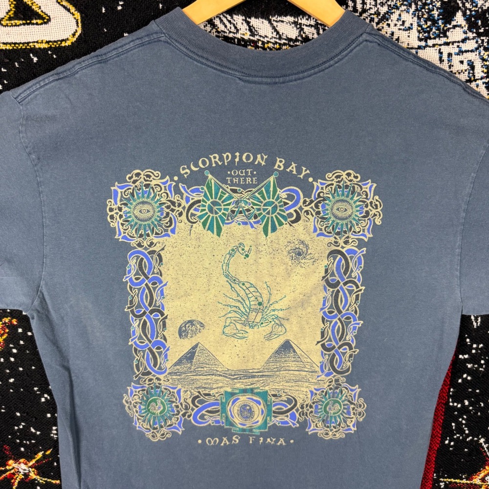 Scorpion Bay Mas Fina Graphic T-Shirt Mens Large Blue Pyramids Made in USA